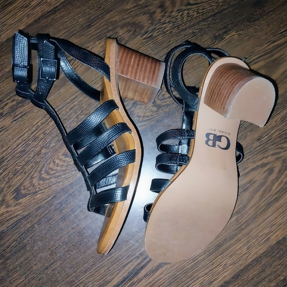 GIANNI BINI Gladiator Sandal Black Stacked 2 1/2" heel Leather EUC - Picture 1 of 5